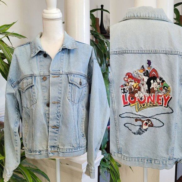 Vintage Warner Bros Studio Store Looney Tunes 1997 Jean Jacket Denim Distressed